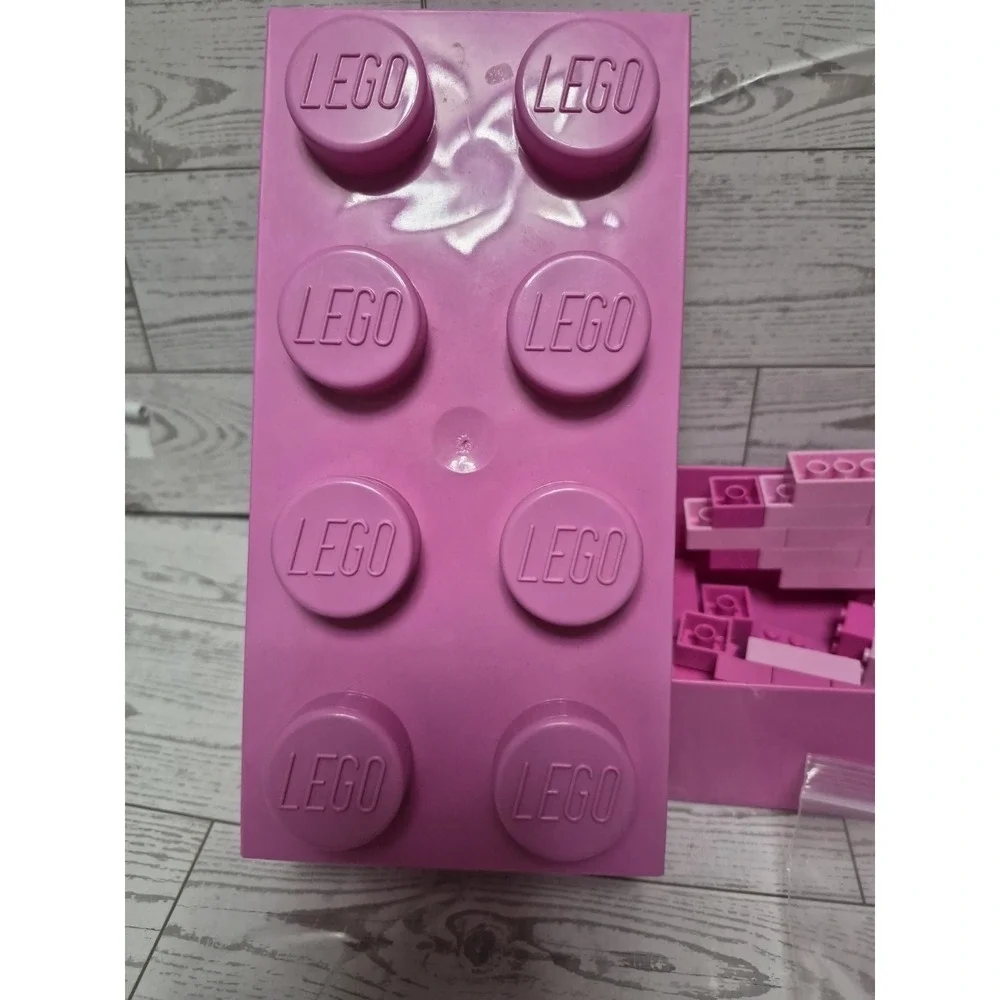 Pink Lego Bricks Container And 2 Figures
